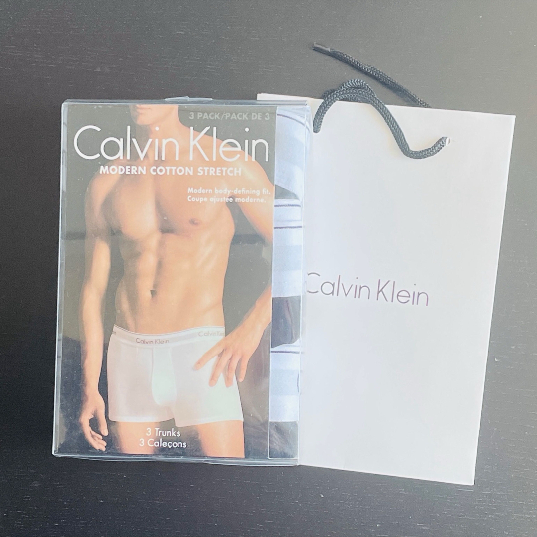 Calvin Klein(カルバンクライン)の【カルバン・クライン】メンズボクサーパンツ/ブラックの3枚セットM メンズのアンダーウェア(ボクサーパンツ)の商品写真