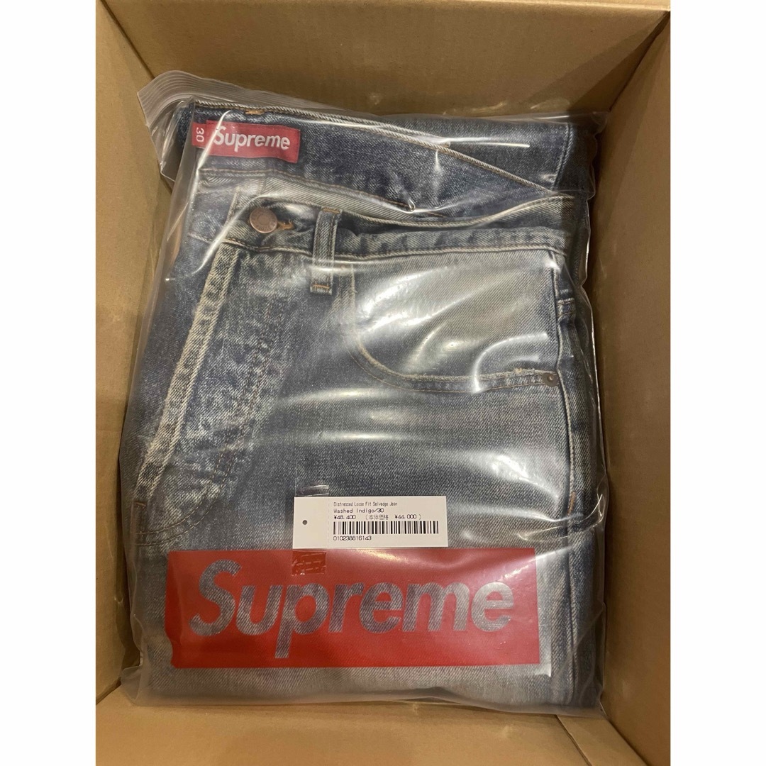 Supreme(シュプリーム)の30 Distressed Loose Fit Selvedge Jean メンズのパンツ(デニム/ジーンズ)の商品写真