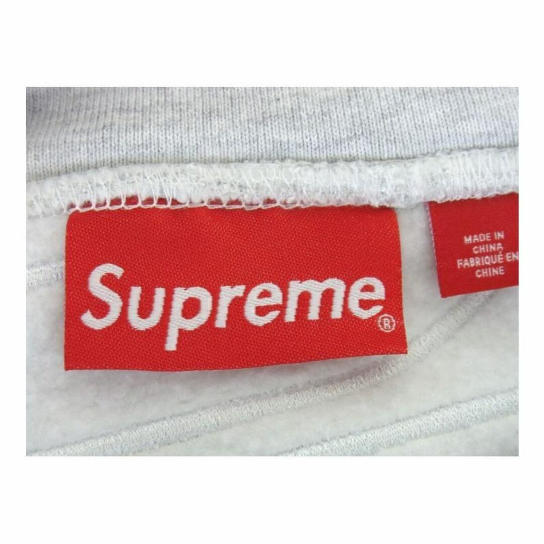 Supreme(シュプリーム)のシュプリーム Supreme ■ 23AW 【 Satin Applique Hooded Sweatshirt  】 サテン アップリケ ロゴ フーデッド スウェット パーカー f21280 メンズのトップス(パーカー)の商品写真