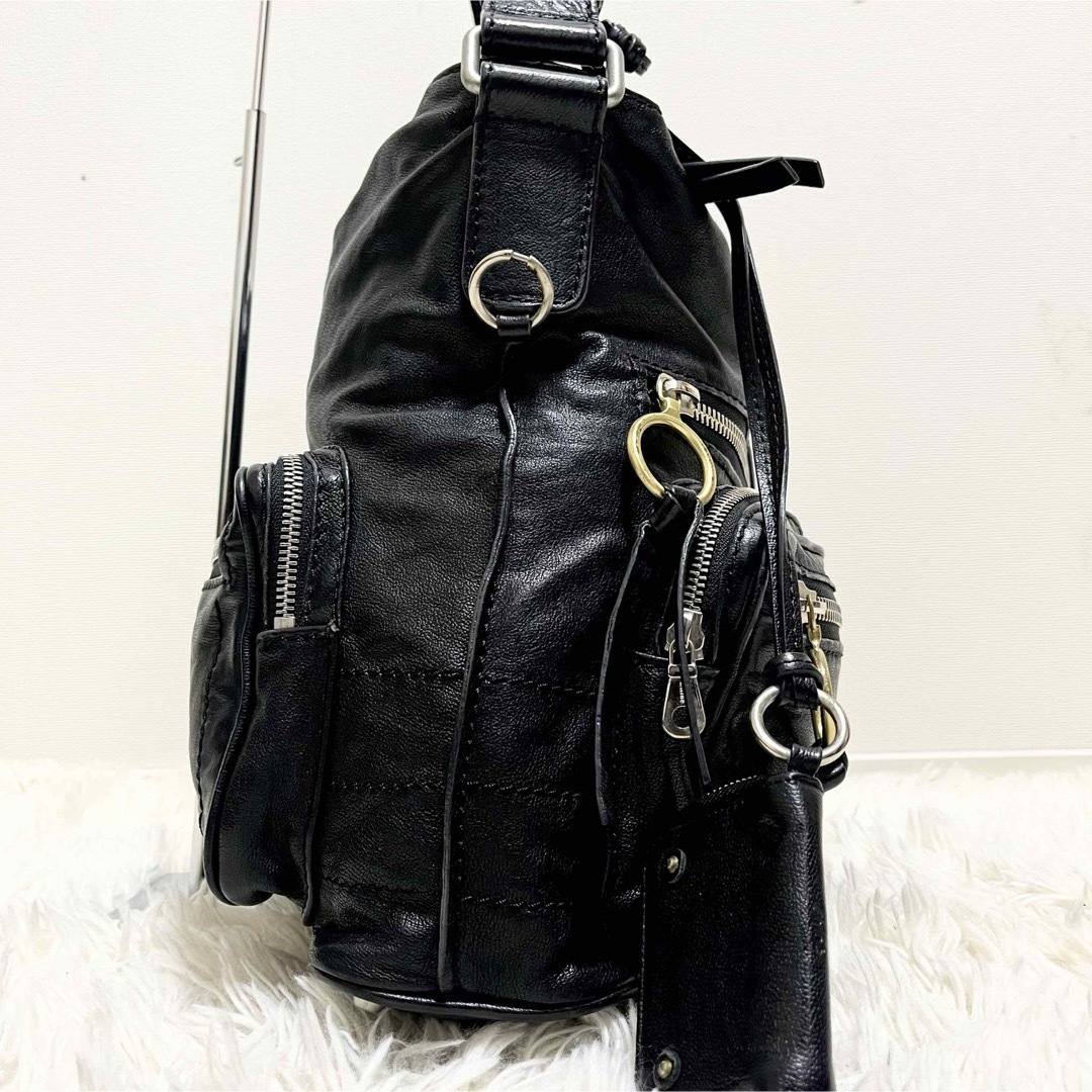 良品 クロエ ショルダーバッグ ベティ レザー ワンショルダー 黒 大容量 良品 クロエ ショルダーバッグ ベティ レザー ワンショルダー 黒 大容量