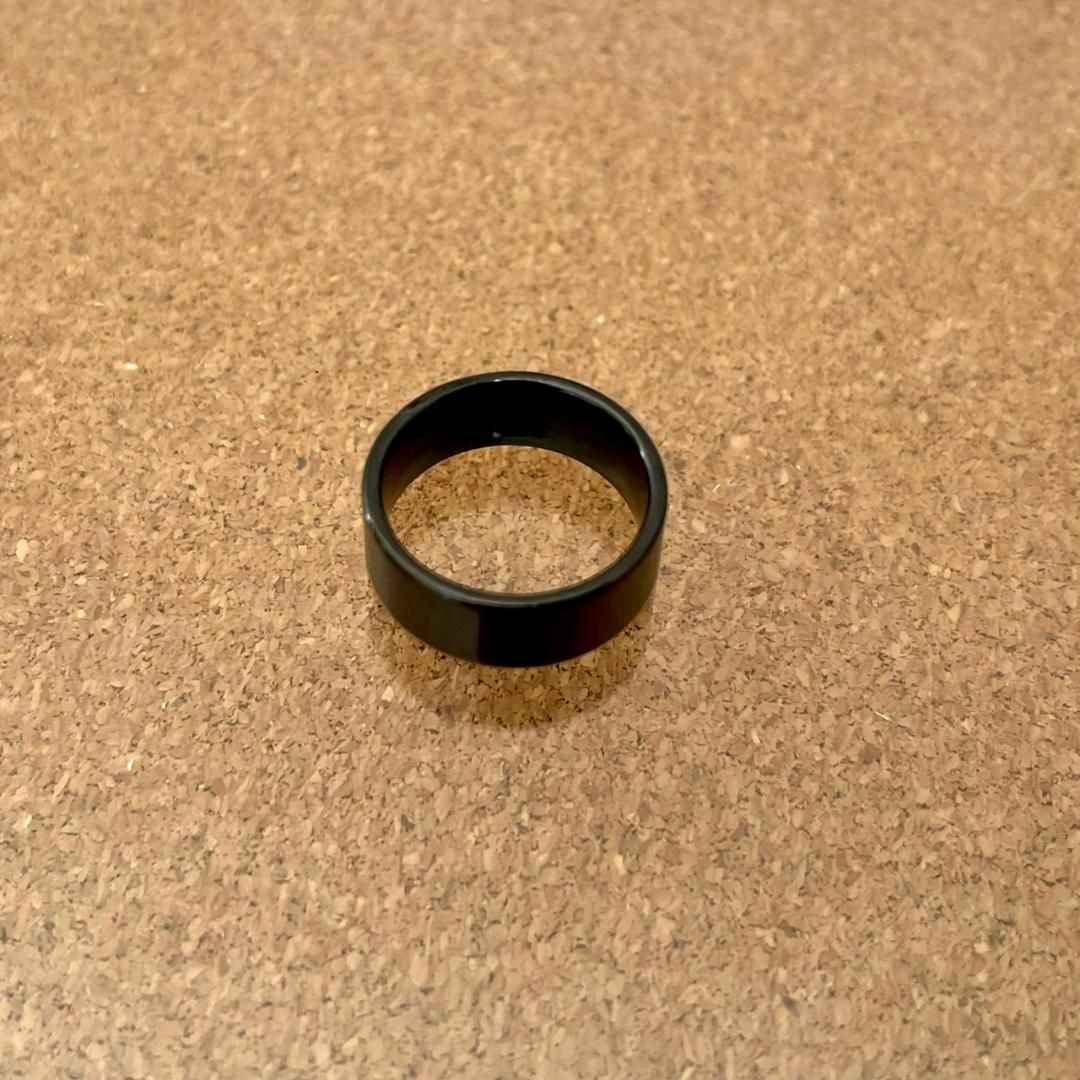 アレルギー対応◎平打ち8mmブラックリング　指輪 レディースのアクセサリー(リング(指輪))の商品写真