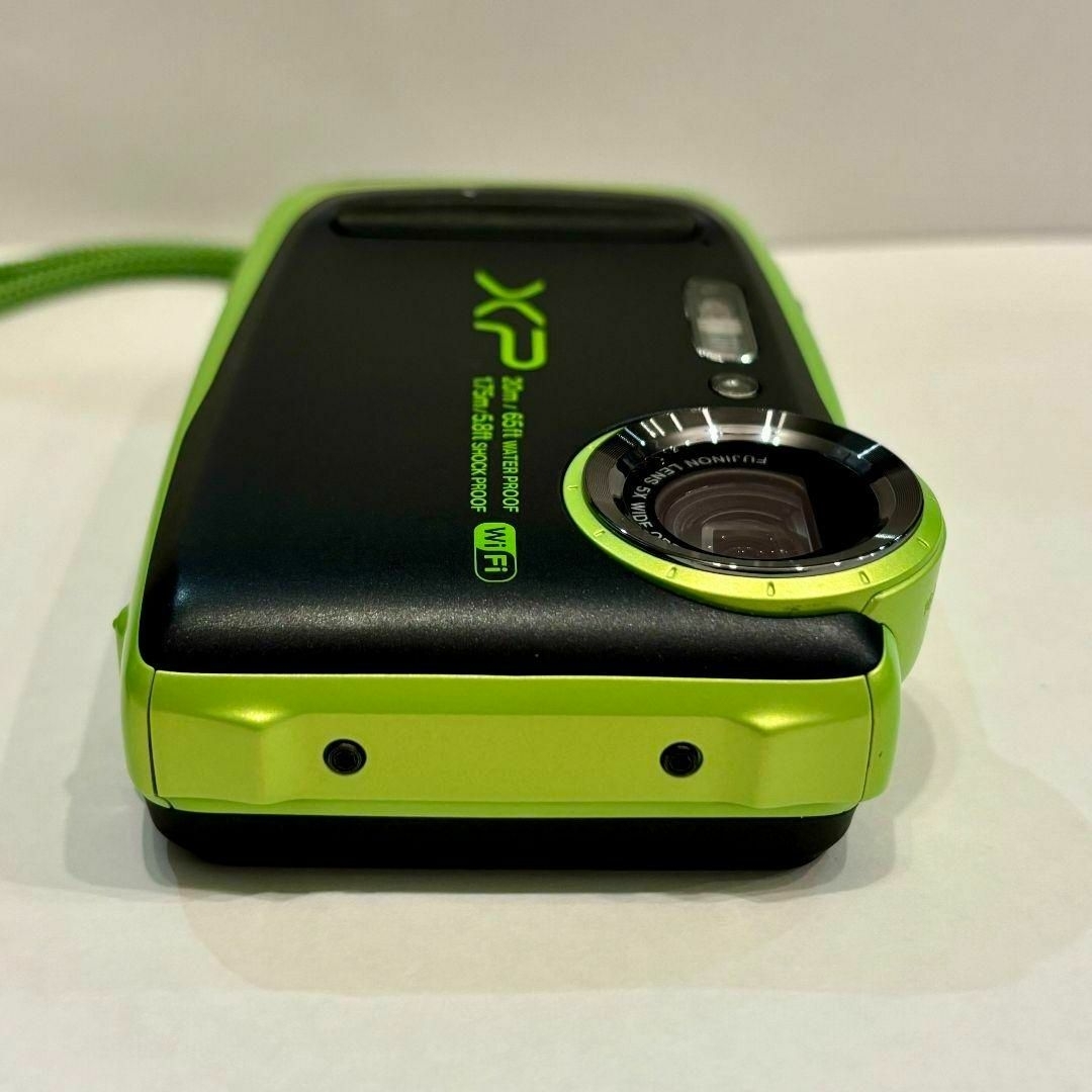 富士フイルム(フジフイルム)のFUJIFILM FINEPIX XP120 新品SDカード32GB スマホ/家電/カメラのカメラ(コンパクトデジタルカメラ)の商品写真