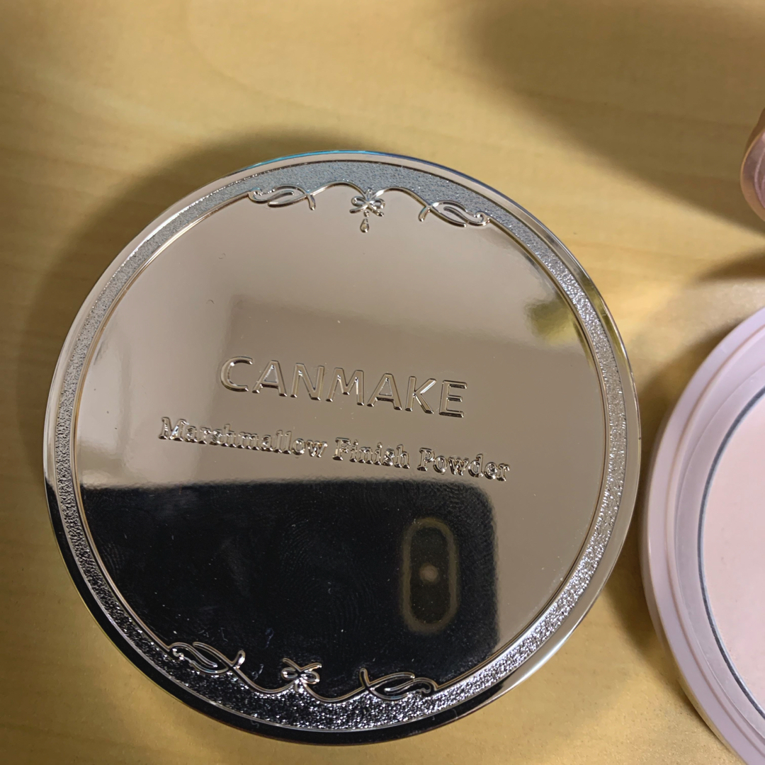 CANMAKE(キャンメイク)のキャンメイク(CANMAKE) マシュマロフィニッシュパウダー Abloom01 コスメ/美容のベースメイク/化粧品(フェイスパウダー)の商品写真