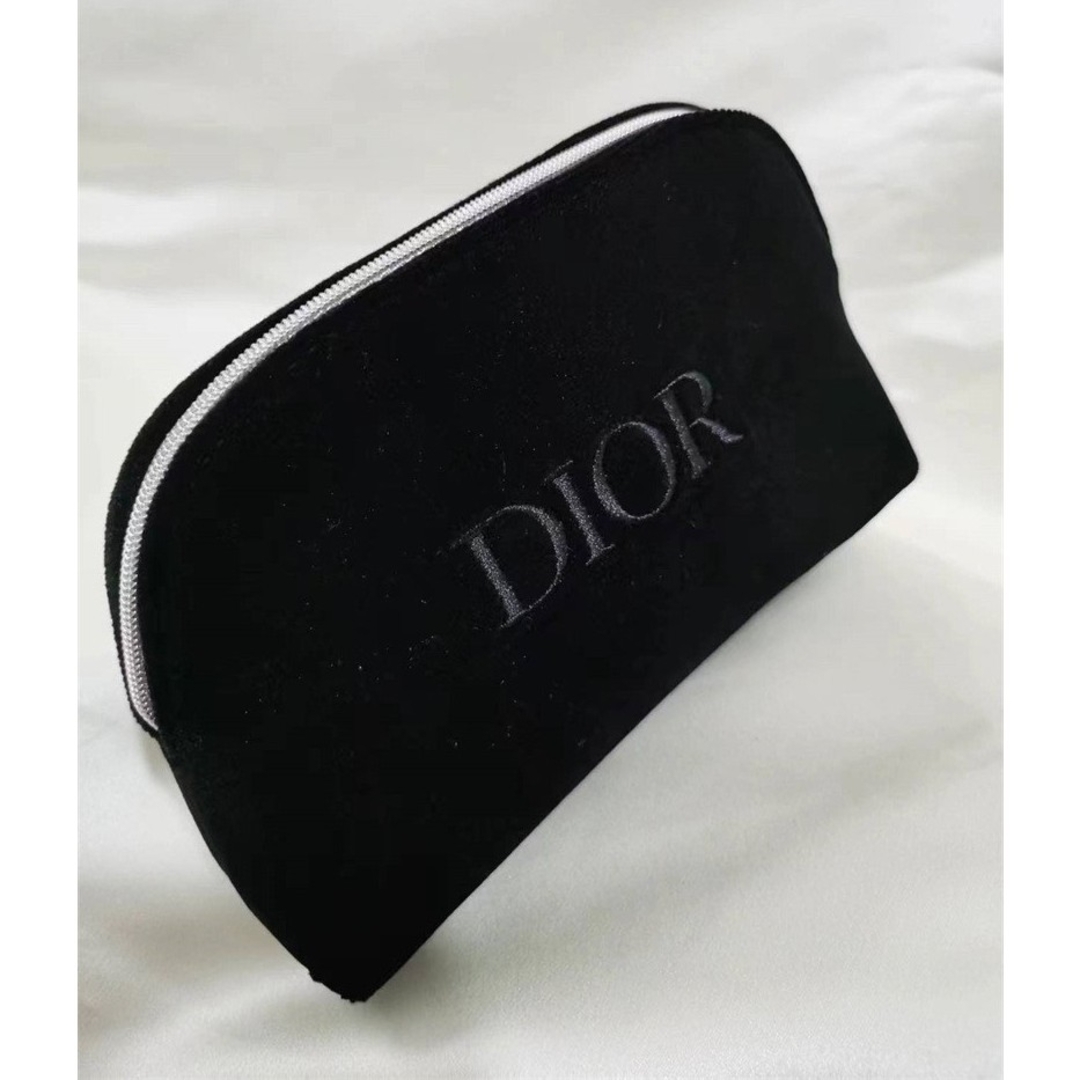 Christian Dior(クリスチャンディオール)の最新　ディオール　ポーチ　ブラック レディースのファッション小物(ポーチ)の商品写真