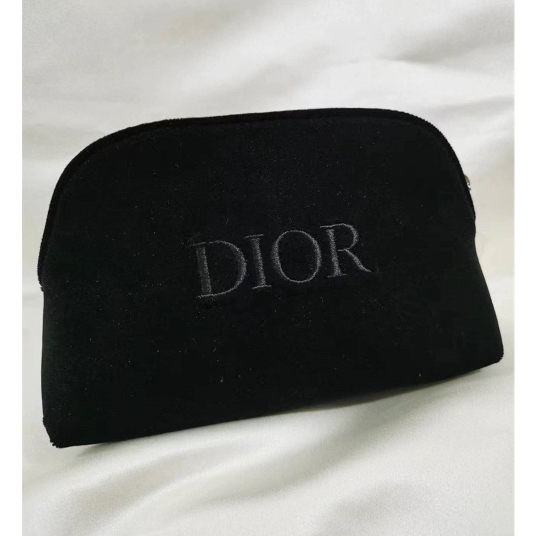 Christian Dior(クリスチャンディオール)の最新　ディオール　ポーチ　ブラック レディースのファッション小物(ポーチ)の商品写真