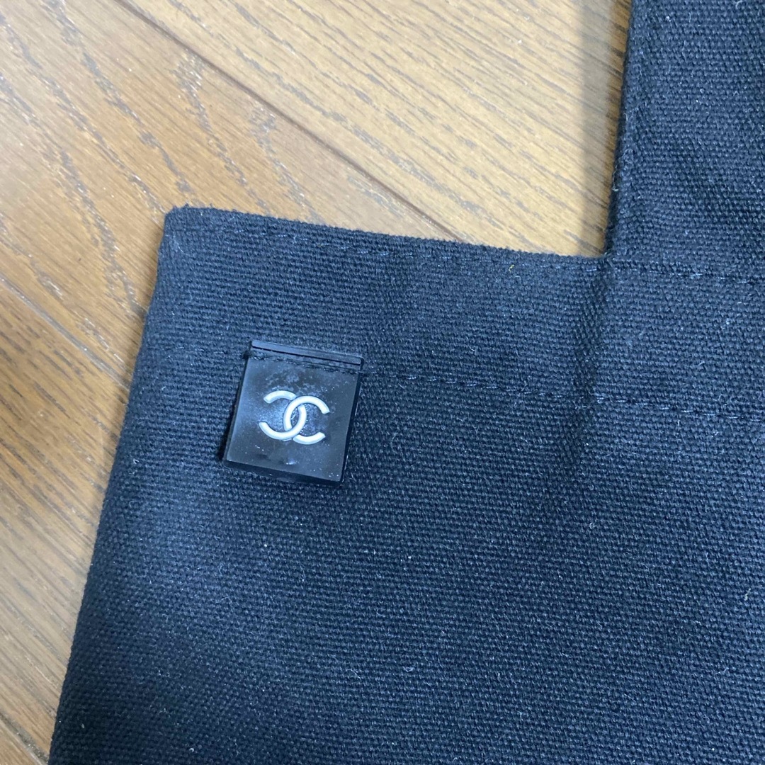 CHANEL(シャネル)のシャネル ノベルティートートバッグ レディースのバッグ(トートバッグ)の商品写真