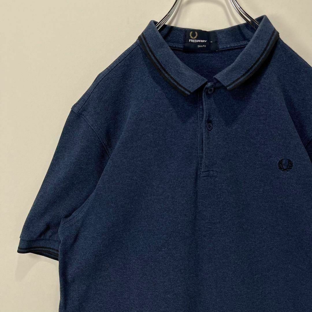 FRED PERRY(フレッドペリー)のフレッドペリー　ポロシャツ　ワンポイントロゴ　半袖シャツ　XLサイズ ネイビー メンズのトップス(ポロシャツ)の商品写真