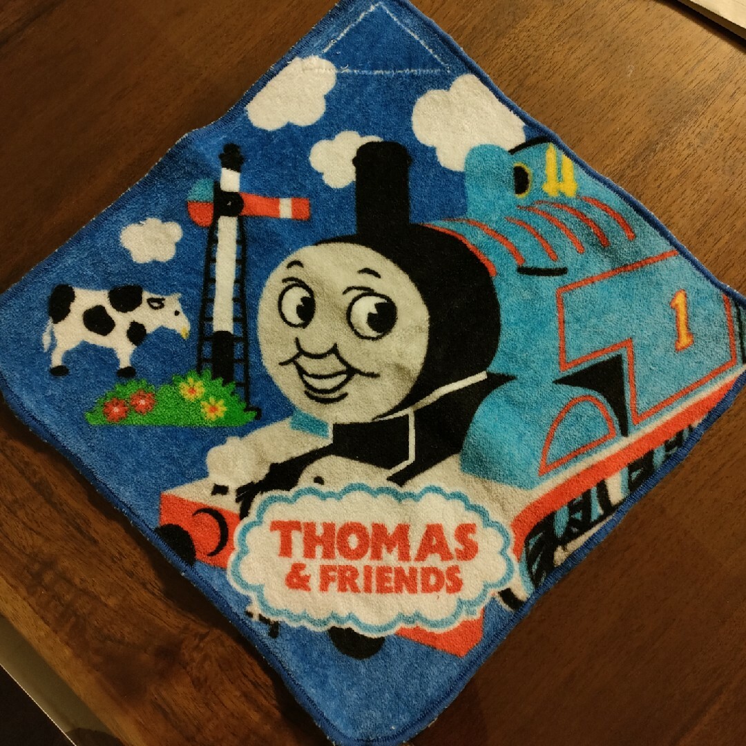 THOMAS(トーマス)の機関車トーマス　ハンドタオル エンタメ/ホビーのアニメグッズ(タオル)の商品写真