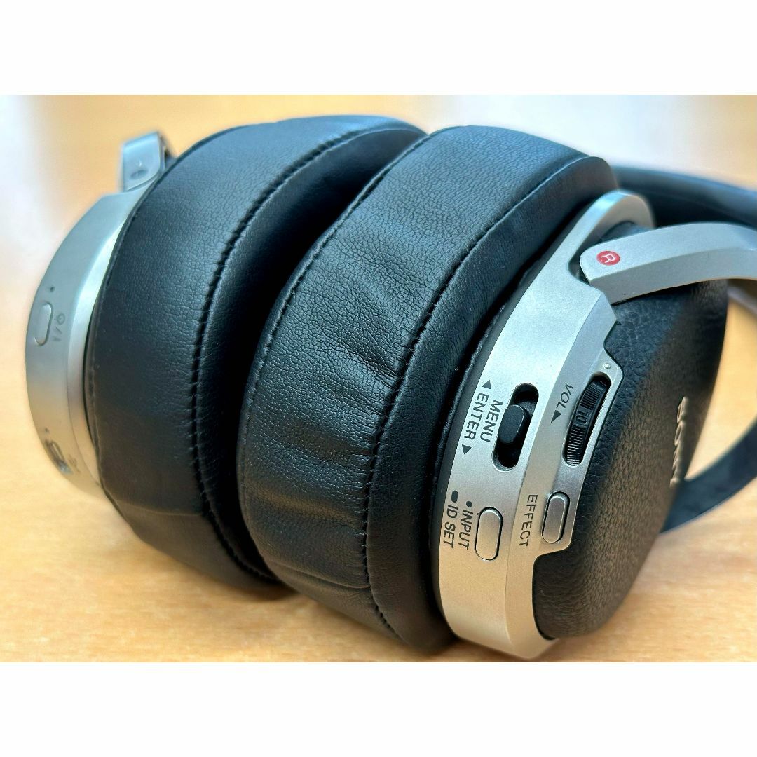 SONY(ソニー)の★ソニー MDR-HW700DS 9.1chサラウンド ワイヤレスヘッドホン スマホ/家電/カメラのオーディオ機器(ヘッドフォン/イヤフォン)の商品写真