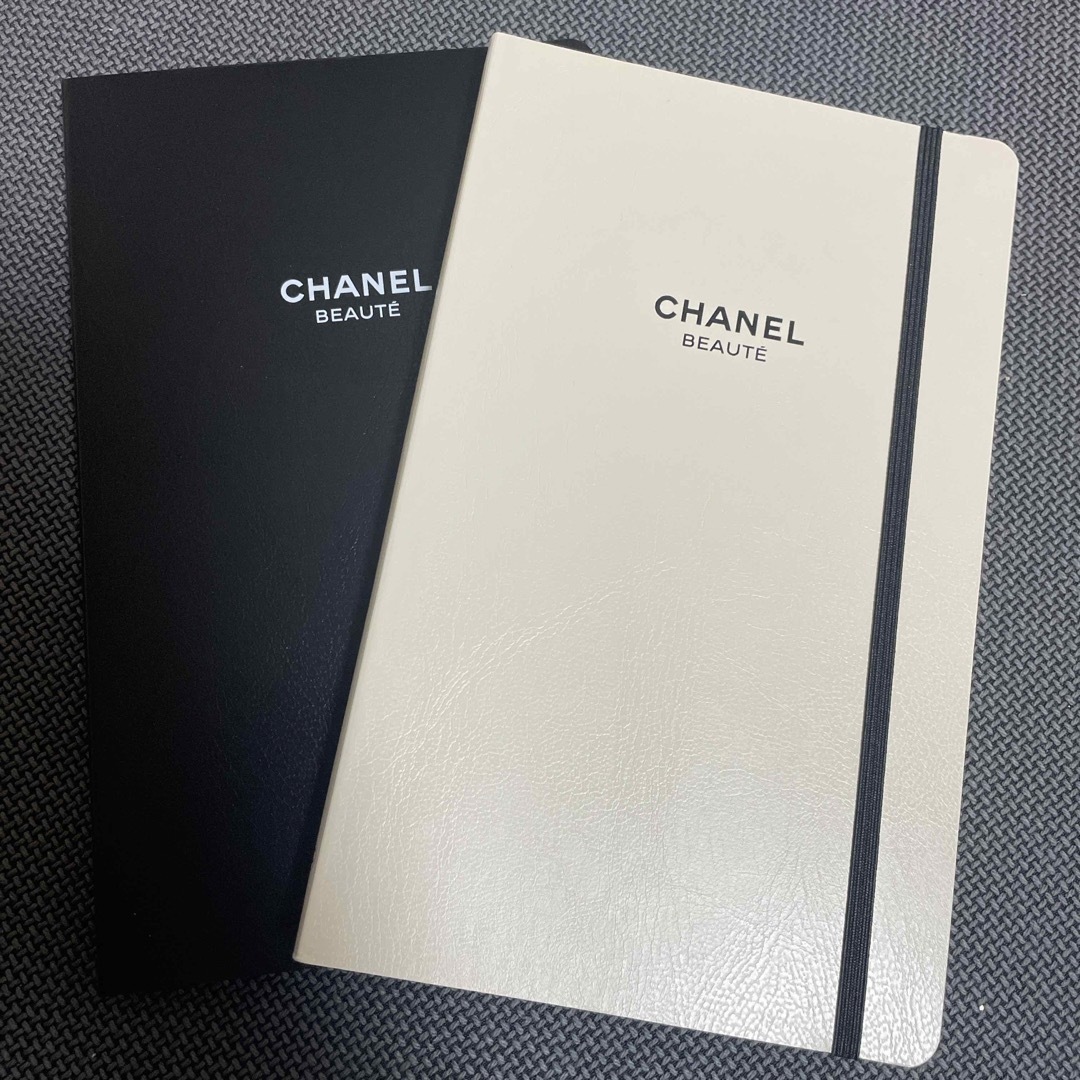 CHANEL(シャネル)のCHANELノート「非売品」 インテリア/住まい/日用品の文房具(ノート/メモ帳/ふせん)の商品写真