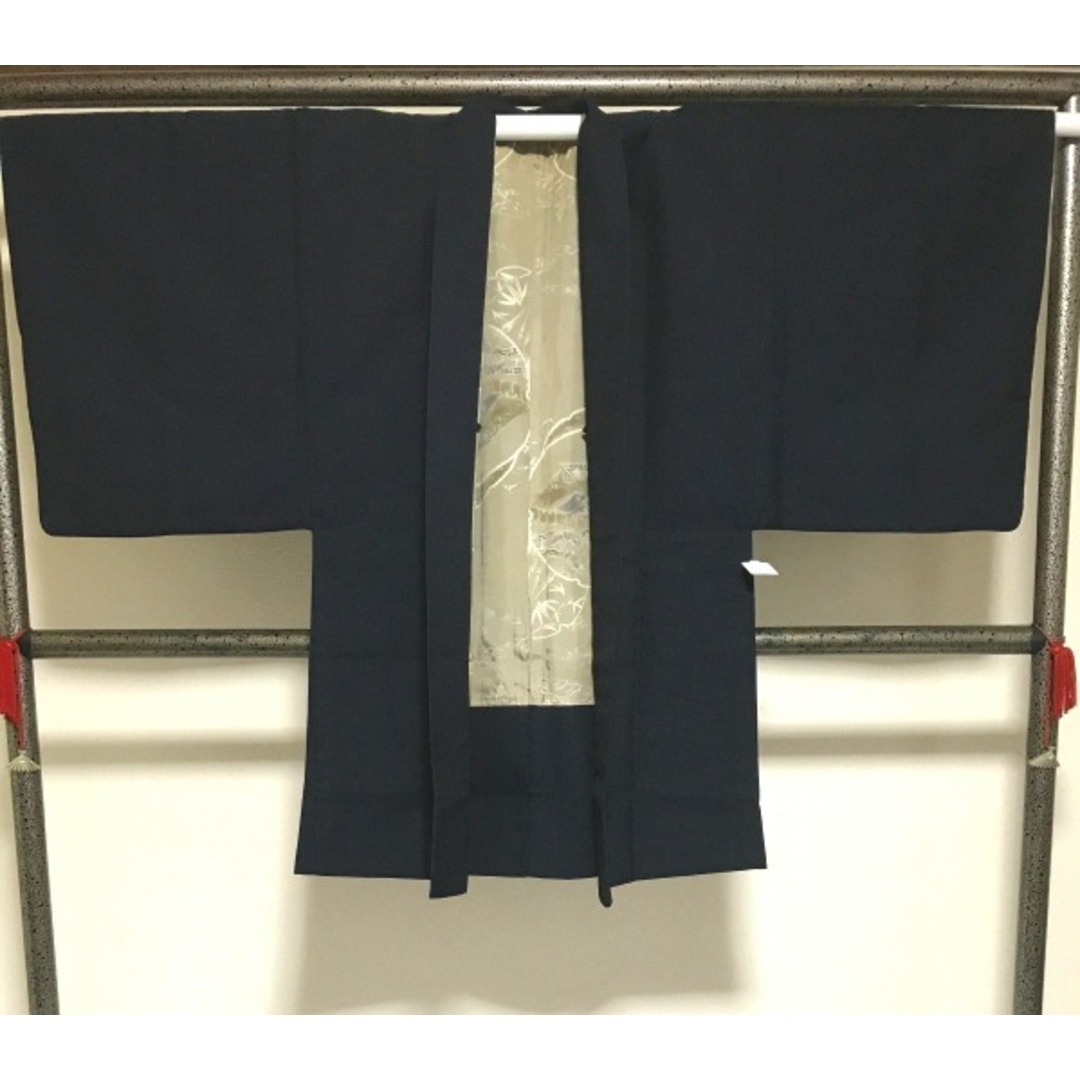 【中古】羽織 男物 ウール 黒地に蚊絣文様 裄66 Sサイズ メンズの水着/浴衣(着物)の商品写真