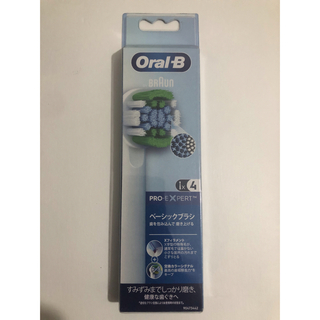 ブラウン(BRAUN)のOral-B「ベーシック替えブラシ4本入」新品未開封(その他)