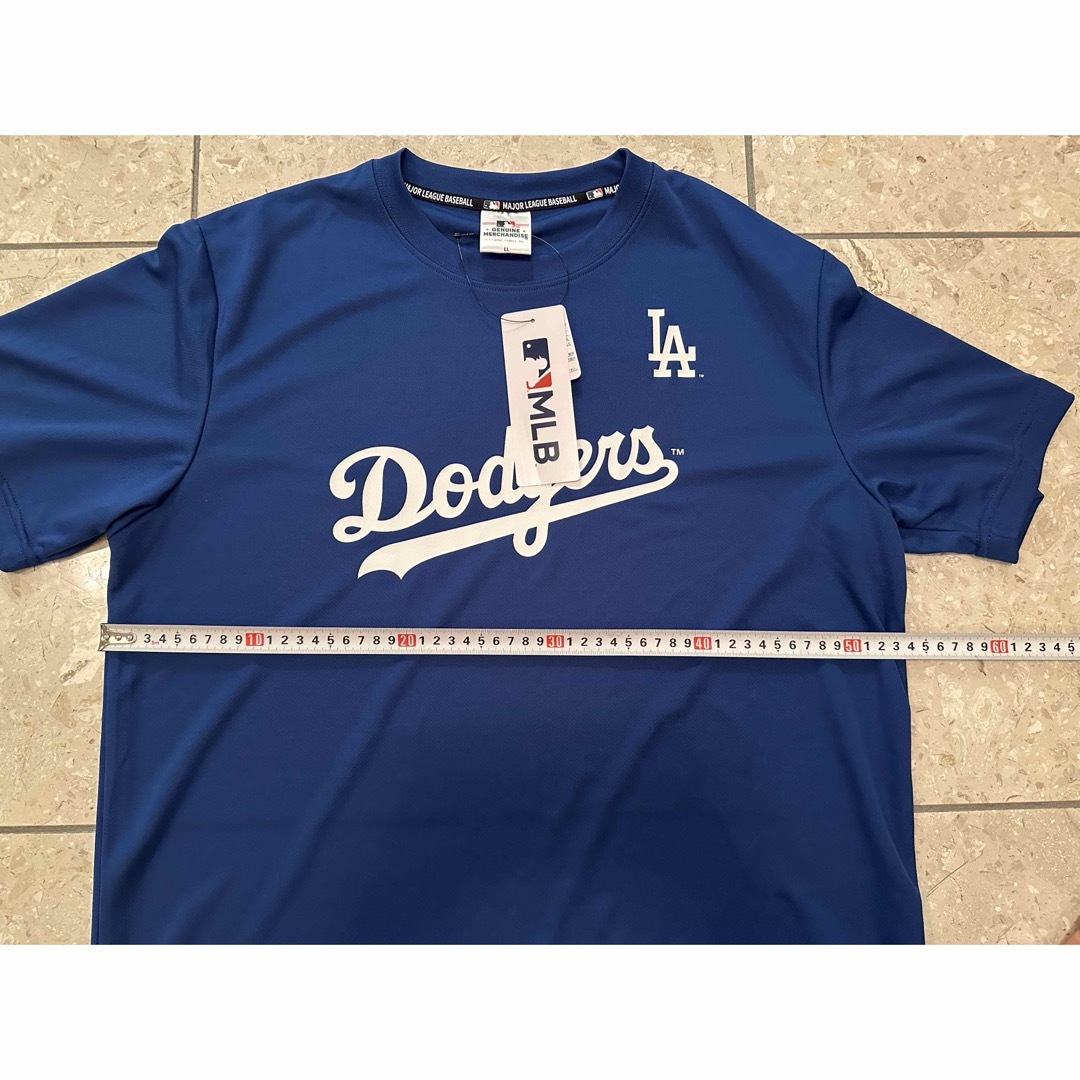 MLB(メジャーリーグベースボール)の【新品】MLB ドジャース　 半袖Tシャツ　XLサイズ メンズのトップス(Tシャツ/カットソー(七分/長袖))の商品写真