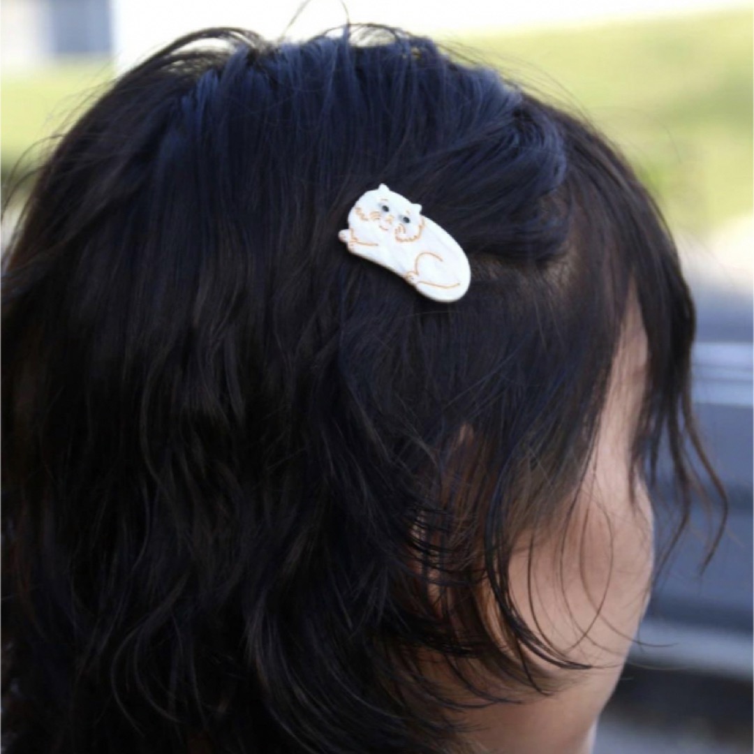 ペルシャ ネコ ヘア クリップ Persian Cat Hair Clip レディースのヘアアクセサリー(バレッタ/ヘアクリップ)の商品写真