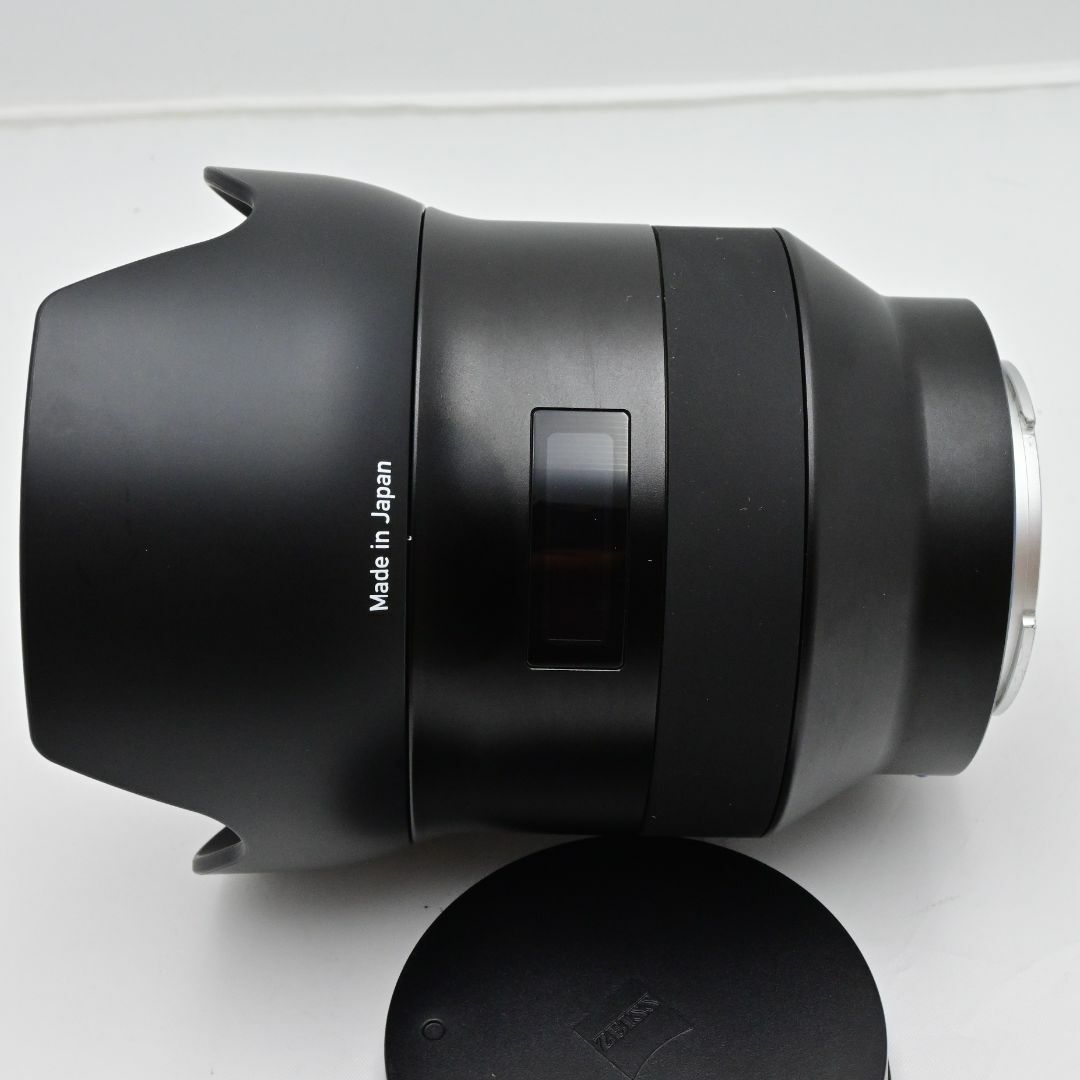 Carl Zeiss 単焦点レンズ Batis 2/25 Eマウント 25mm F2? スマホ/家電/カメラのカメラ(レンズ(単焦点))の商品写真