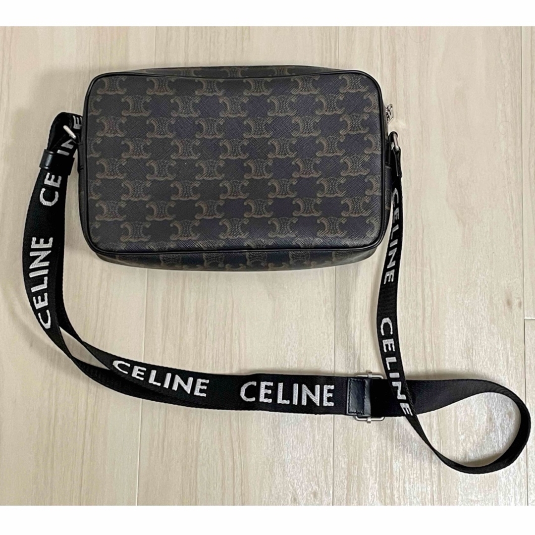 celine(セリーヌ)のCeline トリオンフキャンバス ミディアム メッセンジャーバッグ メンズのバッグ(ショルダーバッグ)の商品写真