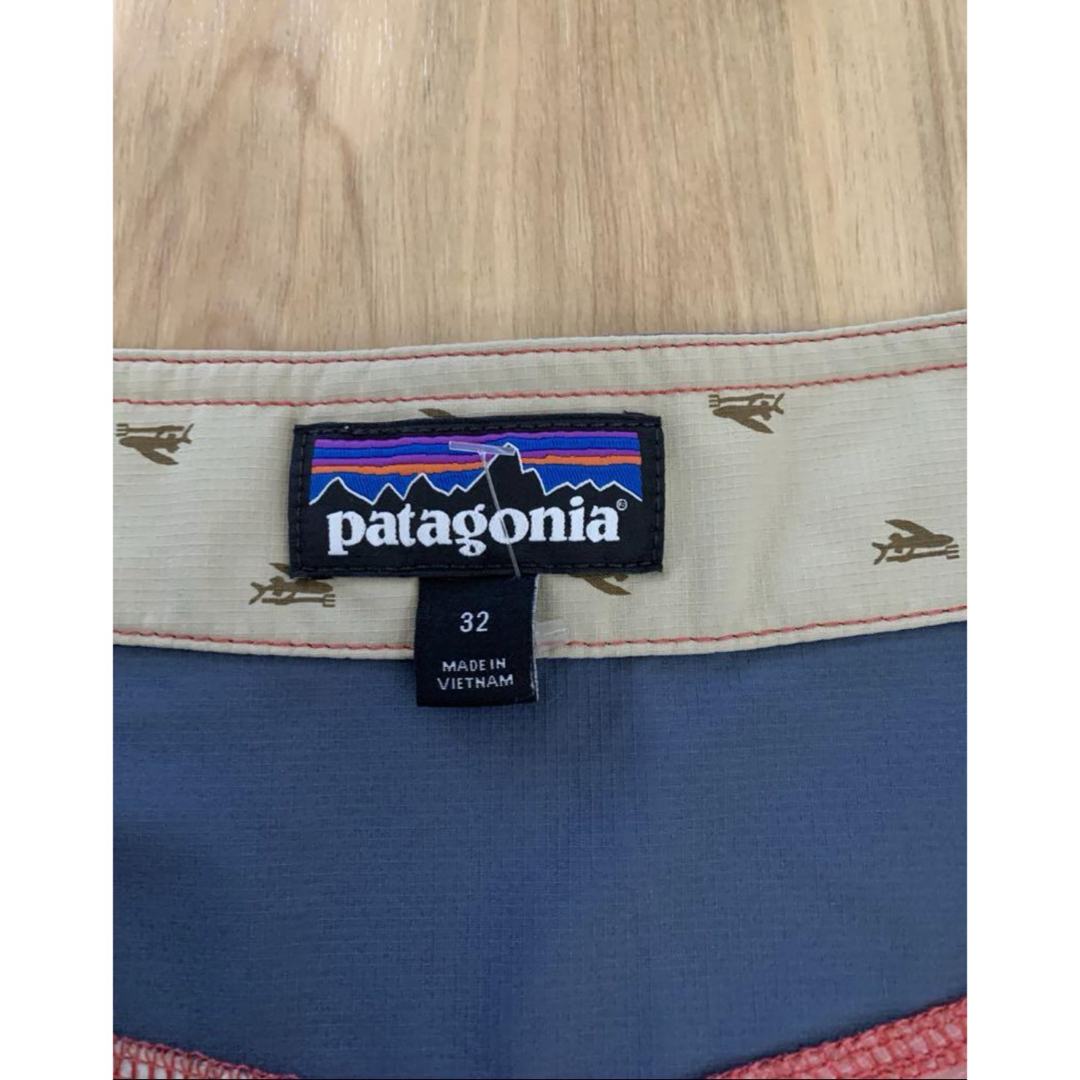 patagonia(パタゴニア)の美品　パタゴニア　サーフパンツ　メンズ32インチ メンズのパンツ(ショートパンツ)の商品写真