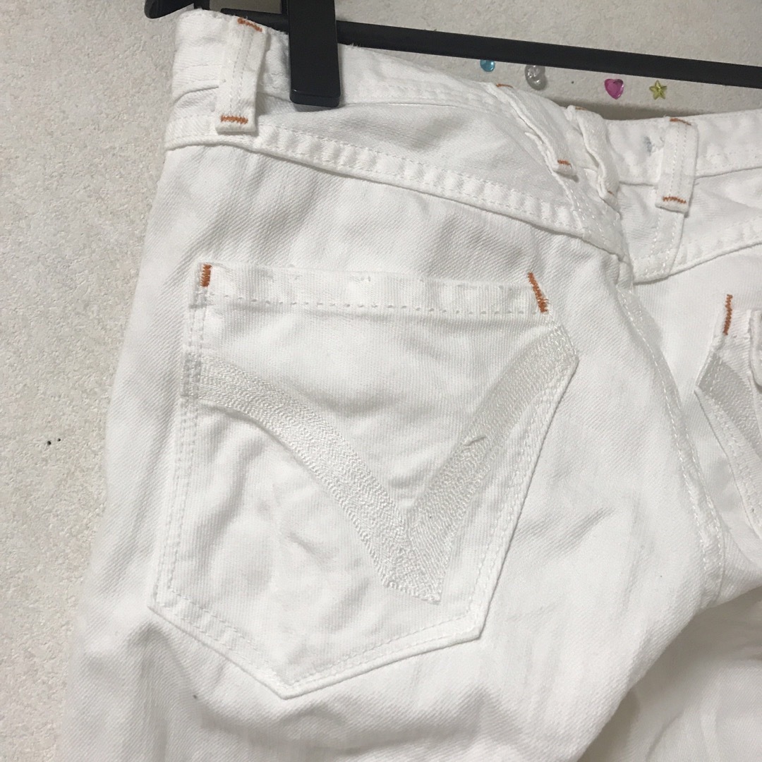 SK JEANS レディース　ホワイト　サイズF34 レディースのパンツ(デニム/ジーンズ)の商品写真