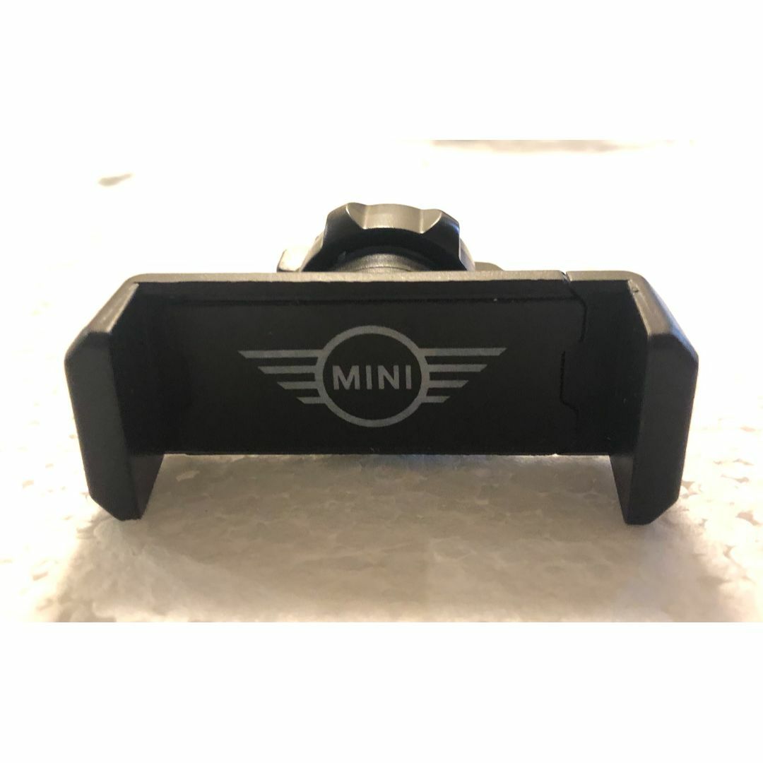 ＭＩＮＩミニクーパー スマホホルダー 携帯ホルダー F系 MINIロゴ 自動車/バイクの自動車(車内アクセサリ)の商品写真