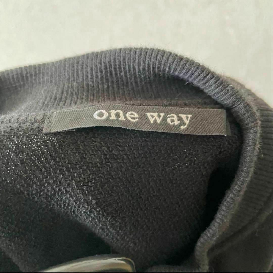 one*way(ワンウェイ)の【希少】one way デザインカットソー 肩出トップス トレーナー 無地 黒 レディースのトップス(カットソー(長袖/七分))の商品写真