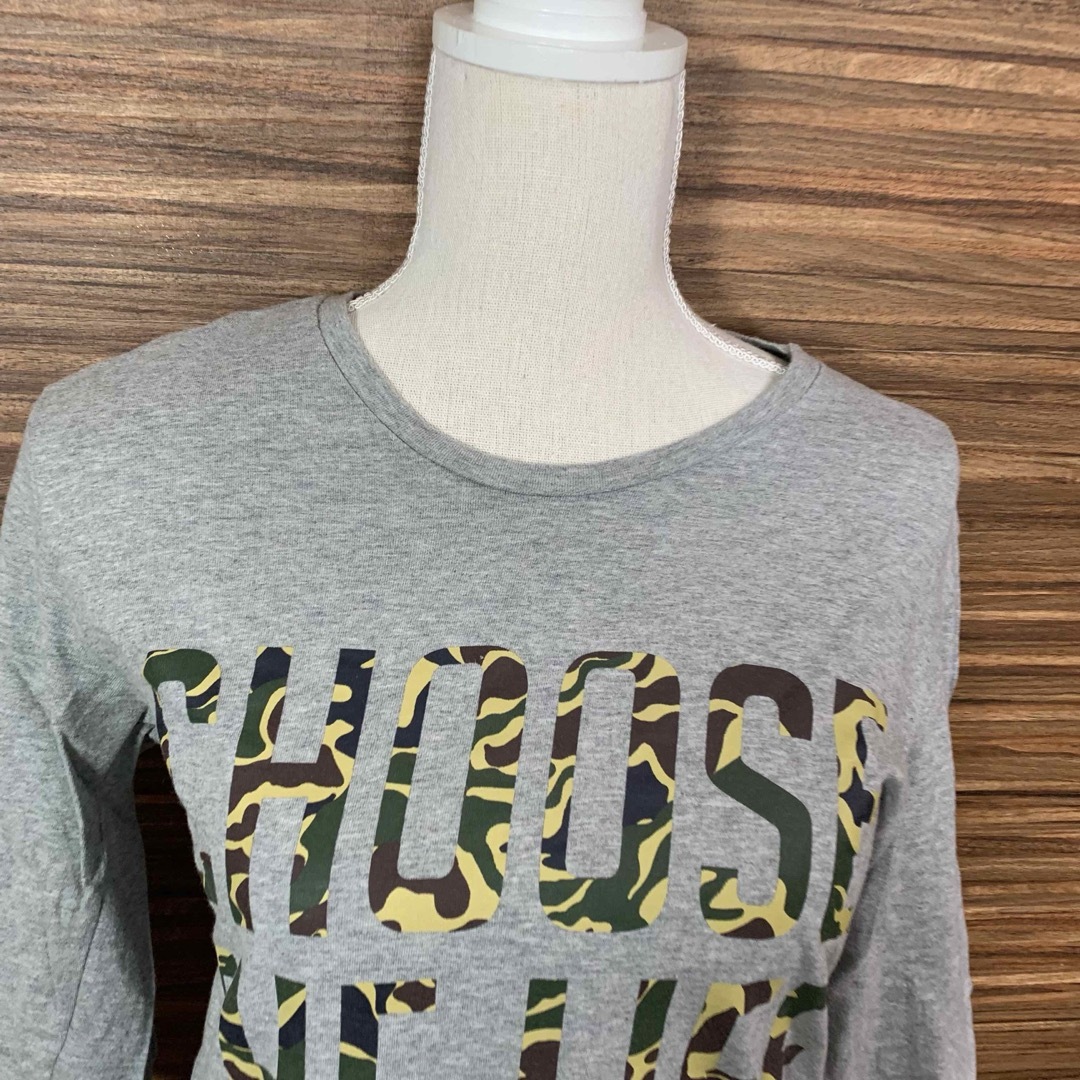 URBAN RESEARCH(アーバンリサーチ)のアーバンリサーチ Tシャツ 38サイズ M相当 灰色 グレー 七分 プリント レディースのトップス(Tシャツ(長袖/七分))の商品写真