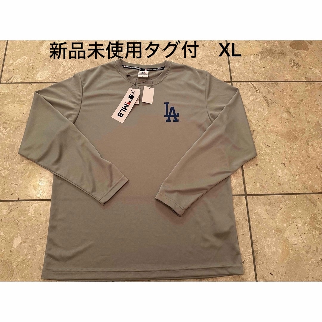 MLB(メジャーリーグベースボール)の【新品未使用タグ付】ドジャース　長袖Tシャツ　サイズXL  グレー メンズのトップス(Tシャツ/カットソー(七分/長袖))の商品写真