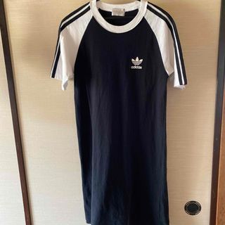 アディダス(adidas)のadidas ミニワンピース(ミニワンピース)