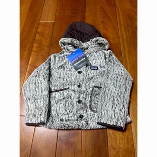 パタゴニア(patagonia)の新品未使用タグ付き！パタゴニア　キッズ　アウター　5T(ジャケット/上着)