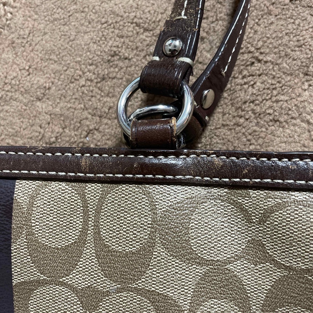 COACH(コーチ)のCOACH コーチ トートバッグ シグネチャーベージュブラウン PVCレザー レディースのバッグ(トートバッグ)の商品写真