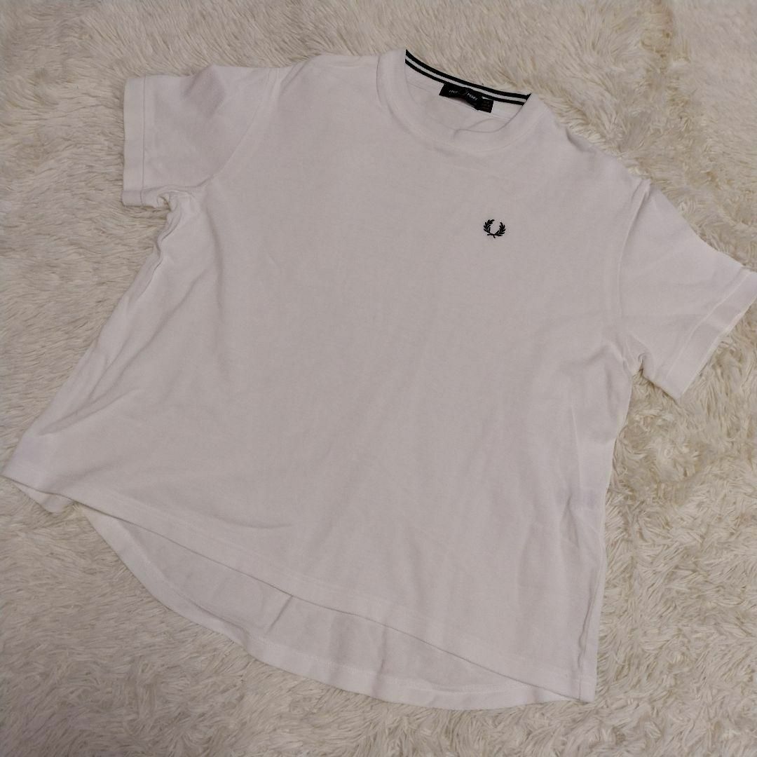 FRED PERRY(フレッドペリー)のFred Perry× Ray BEAMS 別注 オーバーサイズTシャツ 白 レディースのトップス(Tシャツ(半袖/袖なし))の商品写真