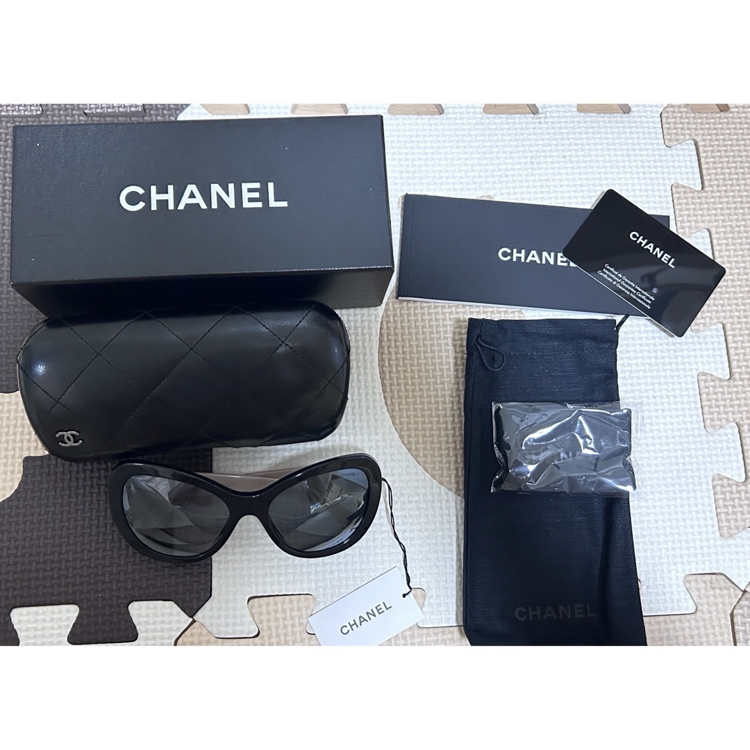 CHANEL(シャネル)のCHANEL　レデイースサングラス　未使用 レディースのファッション小物(サングラス/メガネ)の商品写真