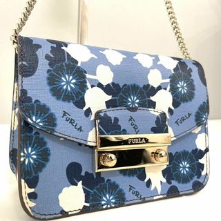 フルラ(Furla)の【美品】FURLA メトロポリス 花柄 チェーン ショルダーバッグ 斜め掛け可能(ショルダーバッグ)