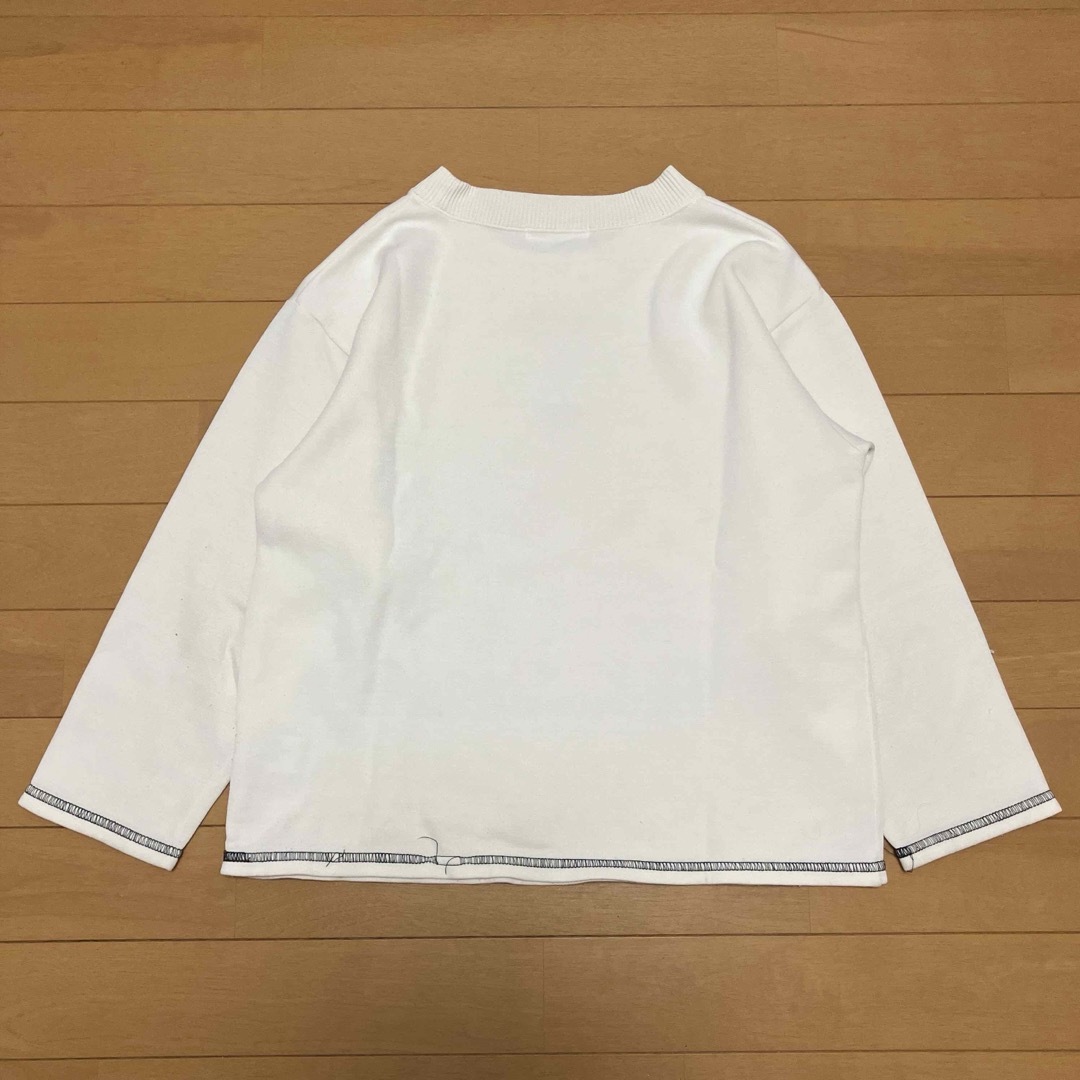 パジャマ　上下2点セット　ホワイト×ブラック　140 キッズ/ベビー/マタニティのキッズ服女の子用(90cm~)(パジャマ)の商品写真