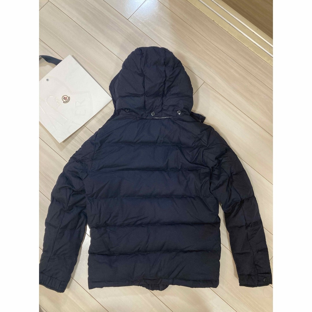 MONCLER(モンクレール)の国内正規品 大人気 モンクレール モンジュネーブル メンズのジャケット/アウター(ダウンジャケット)の商品写真