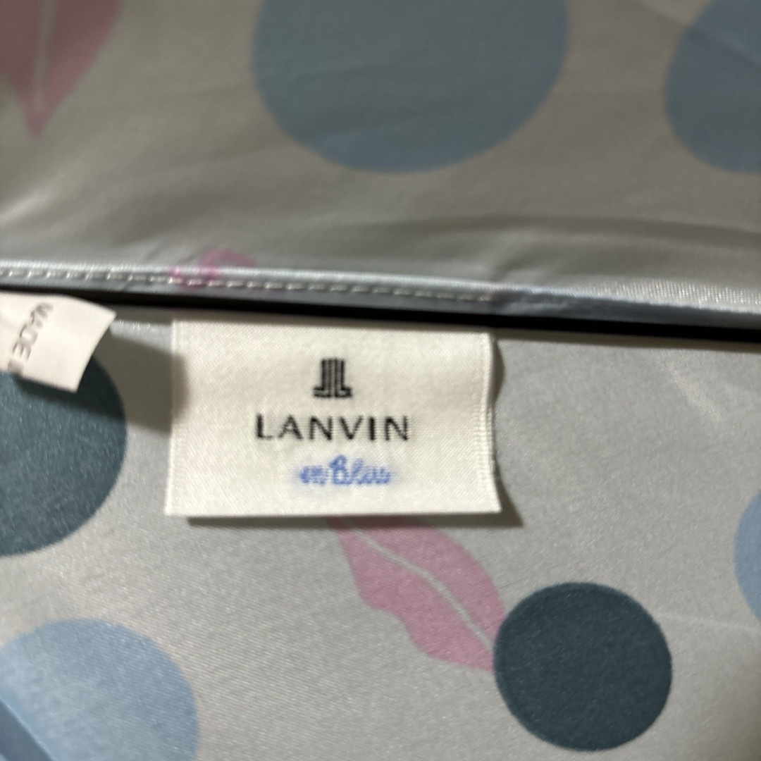 LANVIN en Bleu(ランバンオンブルー)のLANVIN en Bleu ランバンオンブルー 折りたたみ傘 水色 レディースのファッション小物(傘)の商品写真