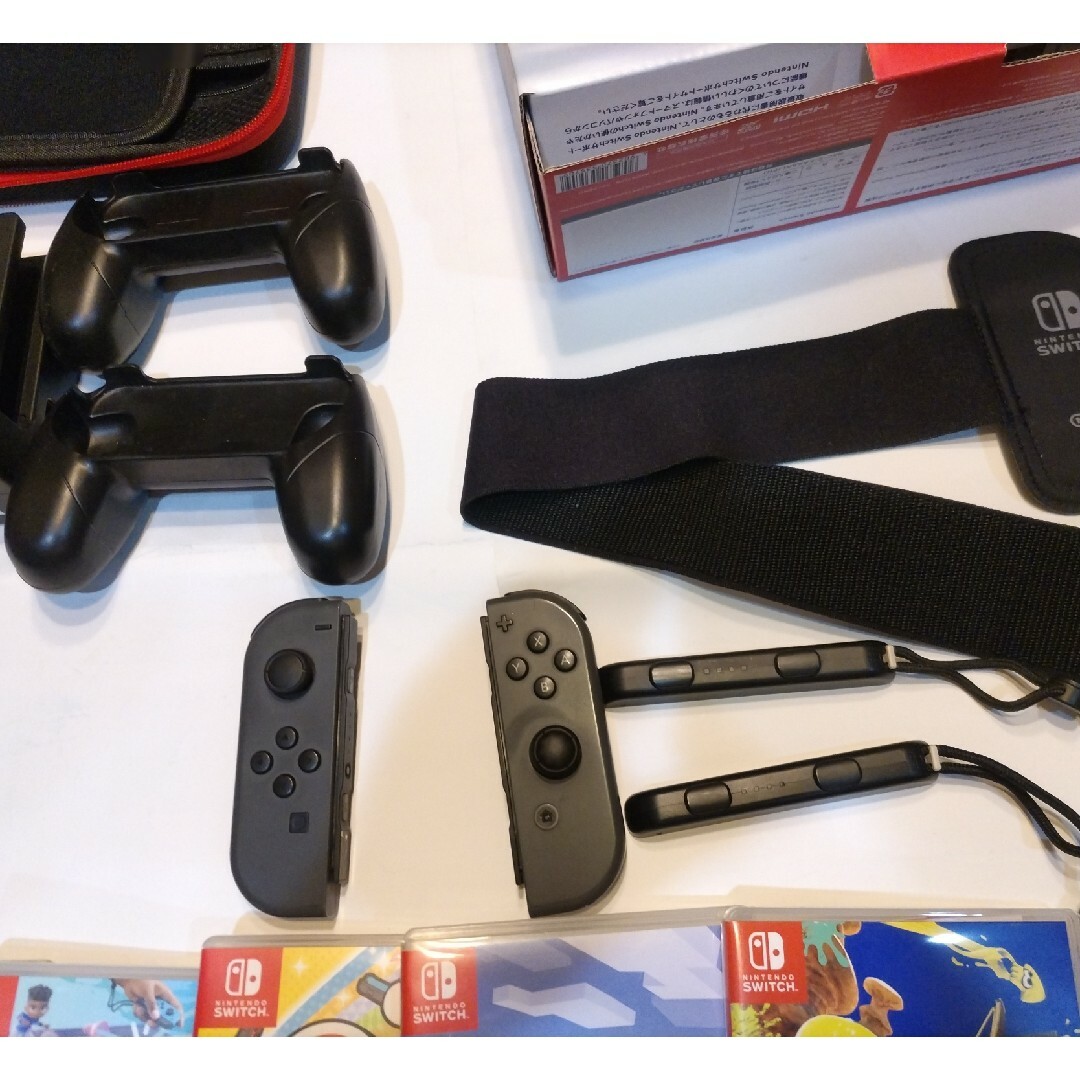 任天堂(ニンテンドウ)のNintendo Switch 本体+ソフト+その他お得セット エンタメ/ホビーのゲームソフト/ゲーム機本体(家庭用ゲーム機本体)の商品写真