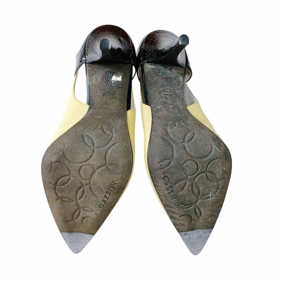 【美品✴️】MIEZKO　バックストラップパンプスポインテッドトゥイエロー　38 レディースの靴/シューズ(ハイヒール/パンプス)の商品写真