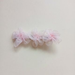 リボンフラワーのふっくら桜 ヘアクリップ(ヘアアクセサリー)