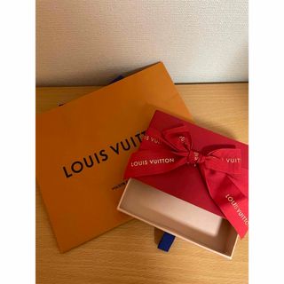 ルイヴィトン(LOUIS VUITTON)のLOUIS VUITTONの箱と袋(ショップ袋)