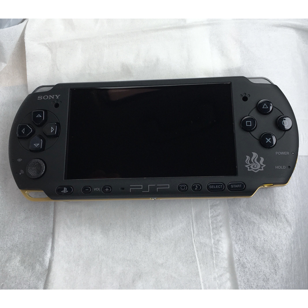 SONY(ソニー)の【訳あり品】 PSP  モンスターハンターポータブル 3rd ハンターズモデル  エンタメ/ホビーのゲームソフト/ゲーム機本体(携帯用ゲーム機本体)の商品写真