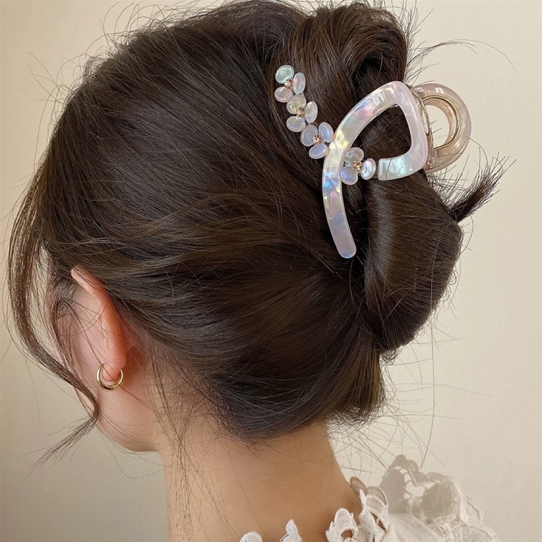 新品　バンスクリップ　ヘアクリップ バレッタ ヘアピン韓国　フラワー　春夏 レディースのヘアアクセサリー(バレッタ/ヘアクリップ)の商品写真