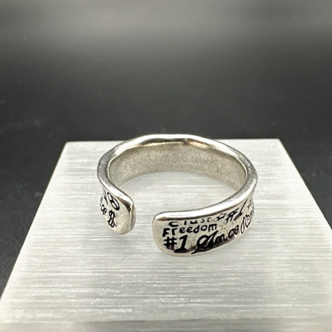 2点セット イニシャル アンティーク リング 指輪 大人可愛い レディースのアクセサリー(リング(指輪))の商品写真