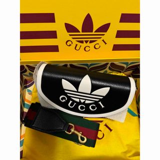 グッチ(Gucci)の新品　GUCCI adidas アディダス コラボ ミニバッグ ショルダー(ショルダーバッグ)