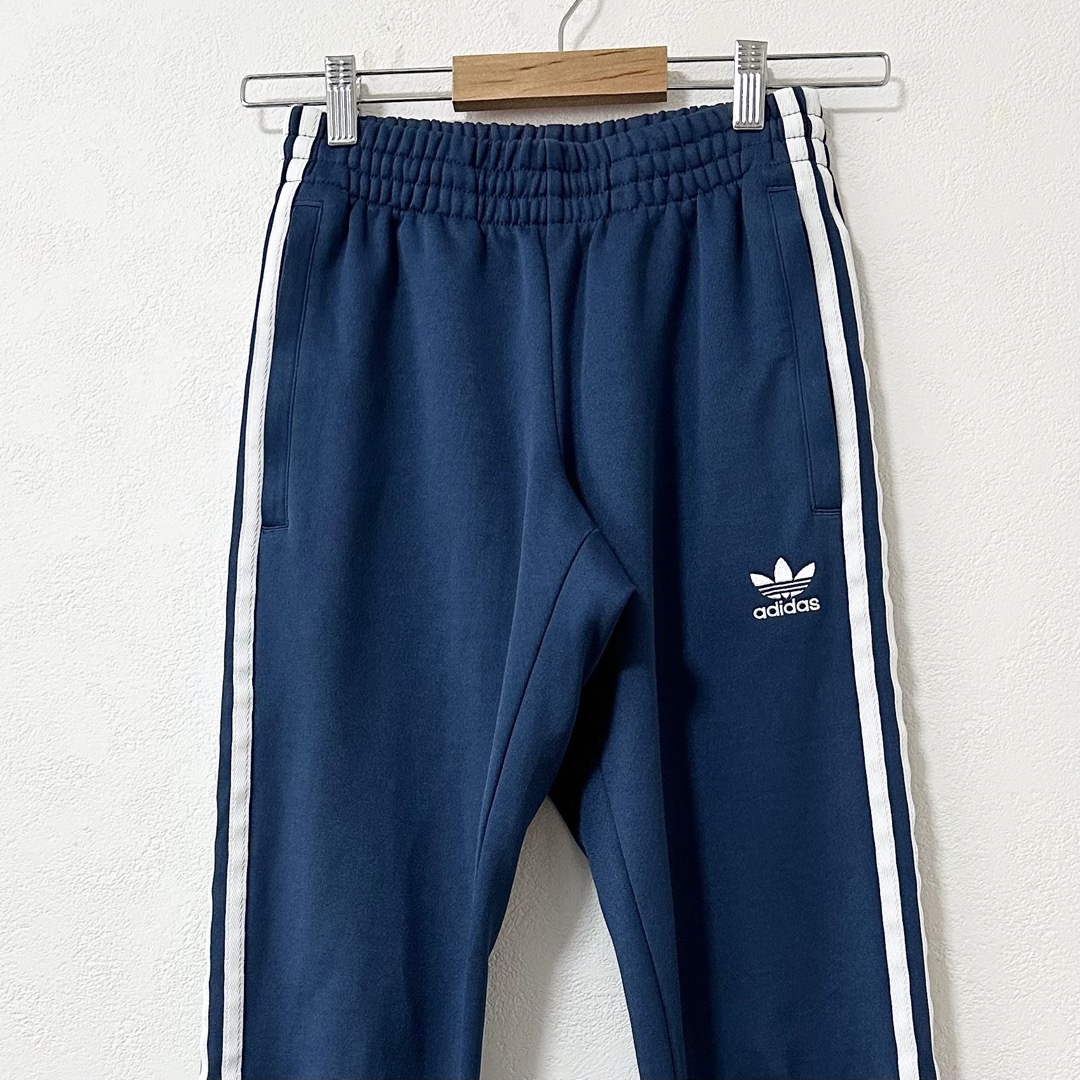 adidas(アディダス)の美品★adidas/アディダス★トラックパンツ★ジャージ★ネイビー/紺白★XS レディースのパンツ(その他)の商品写真