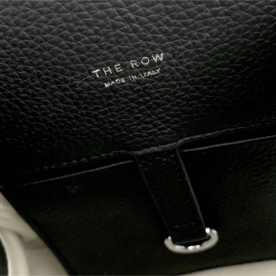 THE ROW(ザロウ)の期間限定価格 THEROW バッグ Margaux 10 ザロウ マルゴー 黒 レディースのバッグ(ハンドバッグ)の商品写真