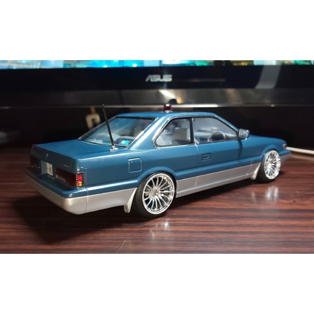 アオシマ あぶない刑事 港302号 日産レパード 後期 カスタム完成 アオシマ あぶない刑事 港302号 日産レパード 後期 カスタム完成