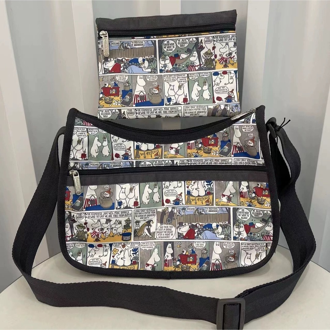 LeSportsac(レスポートサック)の【新品】レスポートサック  ムーミン コミックス　　ショルダー　ポーチ付き レディースのバッグ(ショルダーバッグ)の商品写真