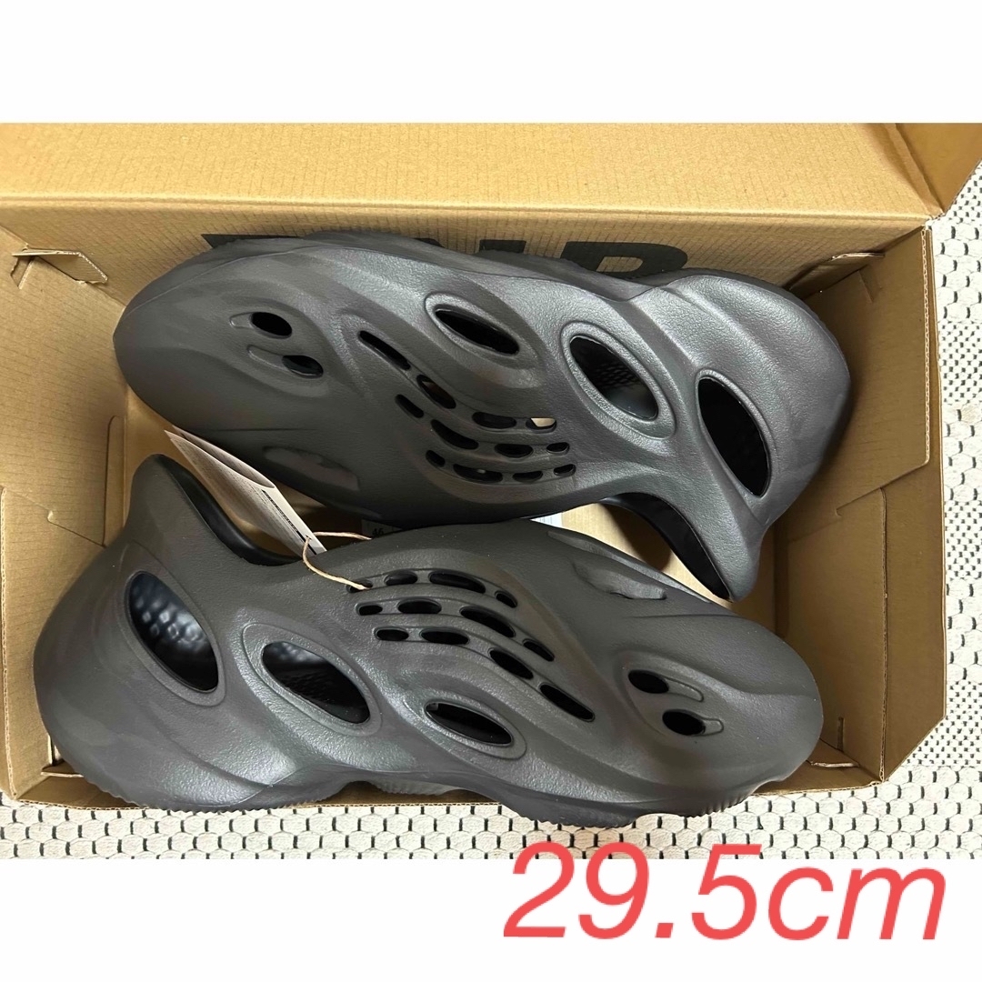 YEEZY（adidas）(イージー)のadidas YEEZY Foam Runner "Onyx"29.5cm メンズの靴/シューズ(ビーチサンダル)の商品写真