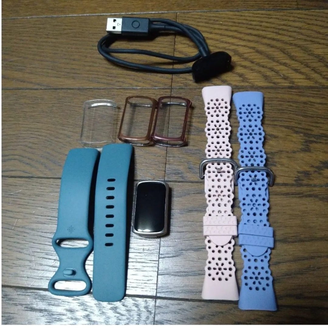 Fitbit Charge 5  【suica対応】 メンズの時計(腕時計(デジタル))の商品写真