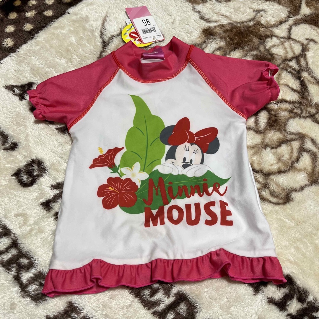 Disney(ディズニー)の水着　２点セット　ミニーちゃん キッズ/ベビー/マタニティのキッズ服女の子用(90cm~)(水着)の商品写真